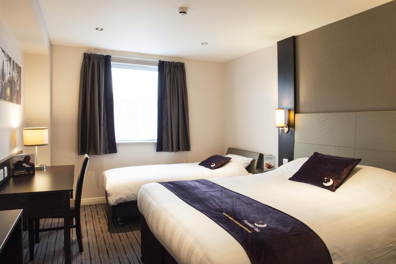 Premier Inn Glasgow Pacific Quay Szoba fotó